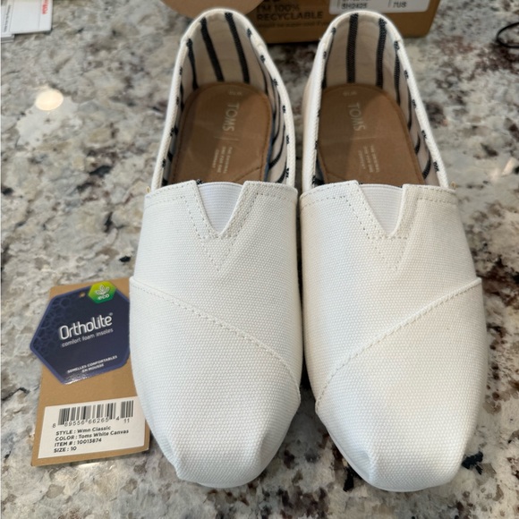 Tom's Women White Canvas 10 - Picture 6 of 9